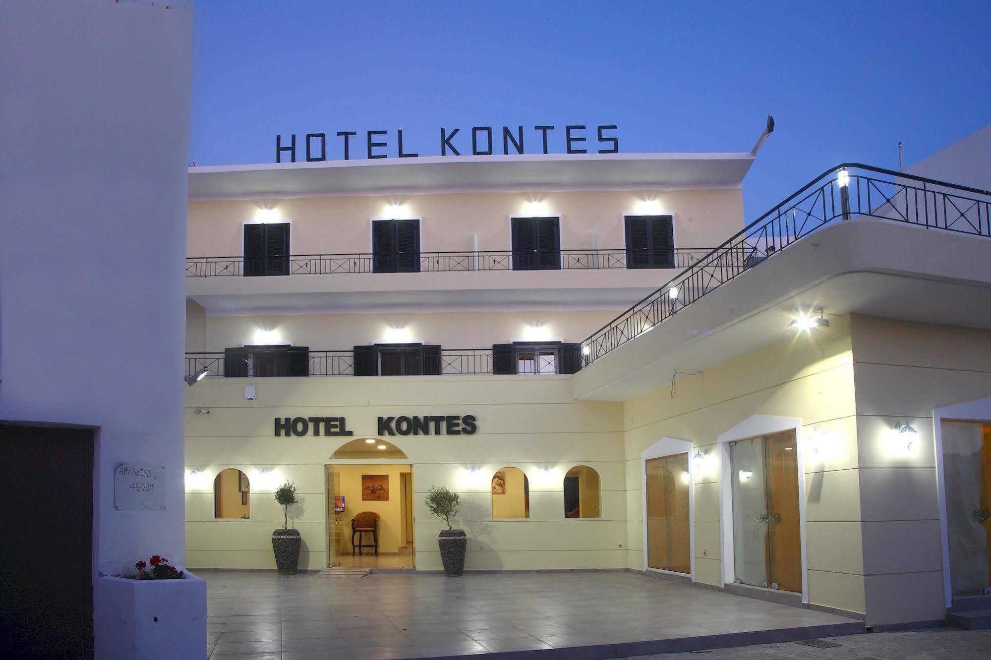 Hotel Kontes Comfort Páros Eksteriør billede